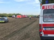 В Германии перевернулся экскурсионный трактор: 27 человек пострадали