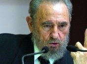 Кастро поддерживает переизбрание Чавеса