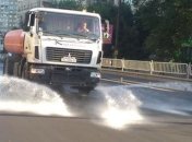 В Киеве будут усиленно поливать дороги из-за жары