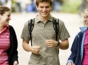 Мужчины могут внимательно слушать женщину всего 6 минут