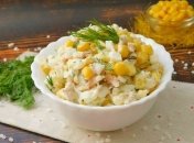 Простий у приготуванні салат з кукурудзи та яєць