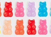 Веселый эксперимент для детей: растущие желейные мишки