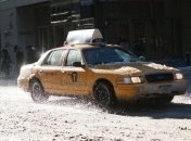 В США из-за сильных снегопадов введено чрезвычайное положение