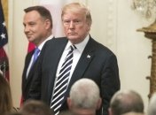 Менеджера, разместившего нашумевшее фото Трампа и Дуды, уволили