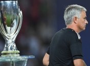 Моуриньо подарил свою медаль за участие в Суперкубке УЕФА юному болельщику "МЮ"