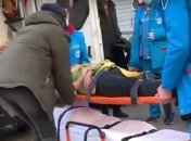 В Одессе мужчина выпрыгнул из окна 23-го этажа прямо на машину и чудом остался жив (фото, видео)