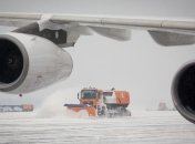 Снежный коллапс: в Запорожье закрыли аэропорт 