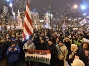 Профсоюзы Венгрии возобновляют мартовскую забастовку 