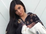 Кайли Дженнер планирует праздник для первого дня рождения дочери