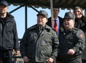 Турчинов и Аваков посетили учебный центр Нацгвардии Украины