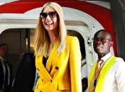 Иванка Трамп в ярком костюме покорила красотой