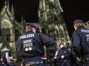 СМИ: неизвестные устроили "охоту на людей" в Кельне