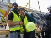 Выборы в Европарламент: в Брюсселе первые задержанные "желтые жилеты"