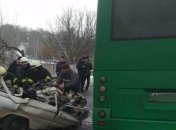 В Обухове в ДТП с маршруткой погибли три человека