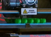 Отец на 3D-принтере сделал сыну протез, который обошелся всего в $5