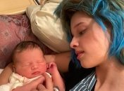 "Мы так тебя любим!": Милла Йовович посвятила свой пост старшей дочери