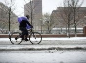 Зима пришла: гололед на дорогах, массовые ДТП и парализованный транспорт 