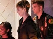 Шарлиз Терон просит всех называть своего сына девочкой