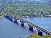 Міст метро у Києві