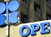 Страны-нефтеэкспортеры придерживаются планов по сокращению добычи нефти  