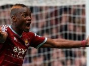 ФИФА будет штрафовать игрока за выход на поле