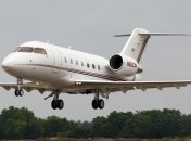 Буйный пассажир разбил стекло в иллюминаторе