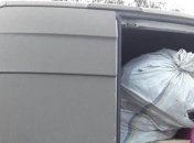 СБУ задержала на Луганщине 2 грузовика с одеждой и дизтопливом