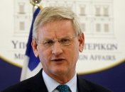 Бильдт назвал оскорблением запрет на въезд в Крым Джемилеву