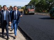 Гройсман обещает, что украинские дороги изменятся кардинально