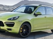 Мужчина похоронил свой Porsche Cayenne, чтобы получить компенсацию