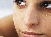 Почему появляться темные круги под глазами?