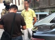 В Мариуполе капитан полиции "погорел" на взятке