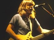 Гитарист AC/DC Малькольм Янг экстренно госпитализирован