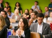 Генеральный секретарь ООН устанавливает диалог с молодежью