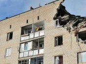 Взрывная волна повредила часть верхнего этажа
