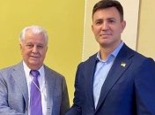 К переговорам по Донбассу привлекли кума Ермака