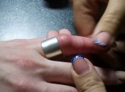 В Днепре сотрудники ГСЧС помогли женщине снять кольцо с пальца