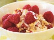 Малина с мюсли