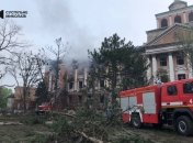 Наслідок одного з влучань у Миколаєві