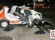 Машину каршеринга смяло до неузнаваемости: эксклюзивные фото смертельной аварии в Киеве