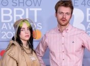 Впервые вживую: на BRIT Awards 2020 Билли Айлиш исполнила саундтрек к Бонду (Видео)