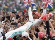 Великобританія заборонила автогонки до 1 липня