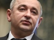 Правоохранители задержали помощника нардепа, вымогавшего крупную взятку