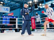 Команда Фьюри недовольна покрытием на ринге перед боем с Кличко