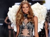 Муж Кати Григоревой подал на развод после ее увольнения из Victoria's Secret