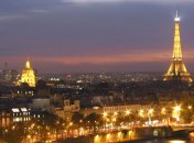 Туристический сезон бьет рекорд по посещаемости Парижа