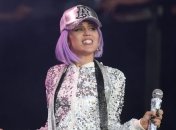 Печальная новость: Майли Сайрус больше не поет (Фото)