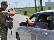 В пунктах пропуска на Донбассе ожидают 200 авто