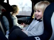 Почему ребенка укачивает в транспорте, и что с этим делать