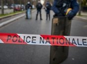 После избиения украинца: под Парижем подростки убили девушку из-за полуголых фото